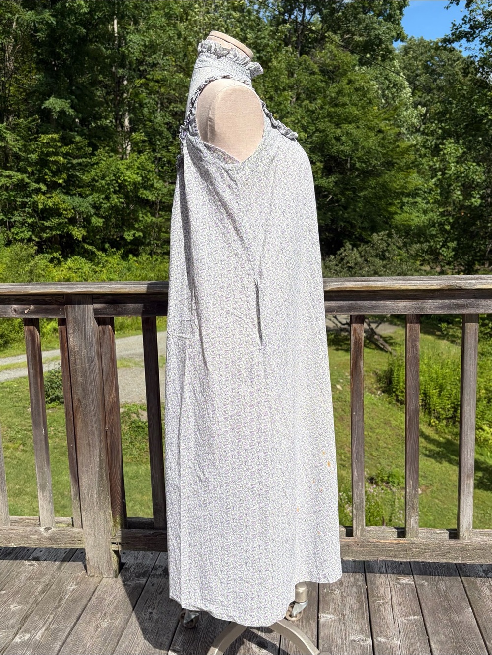 LAURA ASHLEY Vintage 1970s Purple Floral High Neck Sleeveless Midi Dress Size 10 - Picture 4 of 10